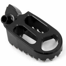 Load image into Gallery viewer, KKE BILLET CNC FOOTPEGS FOR YAMAHA YZ85 YZ125 YZ250 YZ426F YZ450F WR250F WR450F BLUE BLACK SILVER OPTIONAL