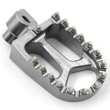 Load image into Gallery viewer, KKE BILLET CNC FOOTPEGS FOR YAMAHA YZ85 YZ125 YZ250 YZ426F YZ450F WR250F WR450F BLUE BLACK SILVER OPTIONAL