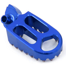 Load image into Gallery viewer, KKE BILLET CNC FOOTPEGS FOR YAMAHA YZ85 YZ125 YZ250 YZ426F YZ450F WR250F WR450F BLUE BLACK SILVER OPTIONAL