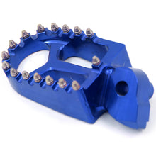 Load image into Gallery viewer, KKE BILLET CNC FOOTPEGS FOR YAMAHA YZ85 YZ125 YZ250 YZ426F YZ450F WR250F WR450F BLUE BLACK SILVER OPTIONAL
