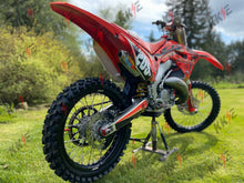 Load image into Gallery viewer, KKE 21" 19" Casting Wheels Rims Set For HONDA CR125R 1995-1997 CR250R 1995-1996 CR500R 1995-2001
